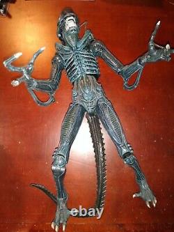 1/4 Scale Warrior Alien Xenomorph 22 Action Figure NECA, Aliens 1986