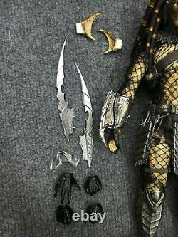 1/6 Hot Toys Alien vs. Predator MMS250 Ancient Predator Action Figure 14 inch