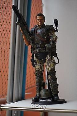 1/6 Hot Toys Hicks Aliens with Figuremaster Les spikey haired sculpt