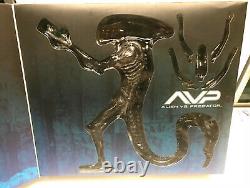 1/6 Hot Toys MMS17 Warrior Alien vs Predator AVP