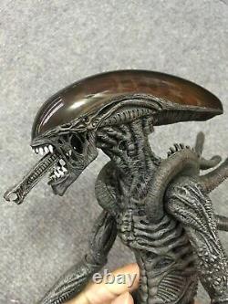 1/6 Rare Hot Toys MMS29 AVP Alien vs Predator Alien Warrior Action Figure