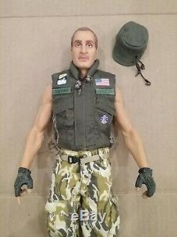 1/6th Scale Hot Toys Aliens USCM Private Mark Drake 12 figure MMS 24 Full Body