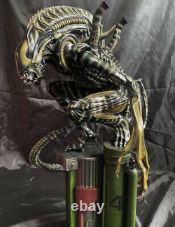 14 Scale Alien Warrior Resin Statue Model Squatting Figure Collections 22 H