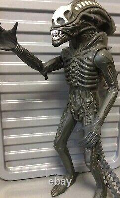 1979 ALIEN 18 Inch & Shooting Out Jaw -The 1st Toy To Get BANNED made by KENNER