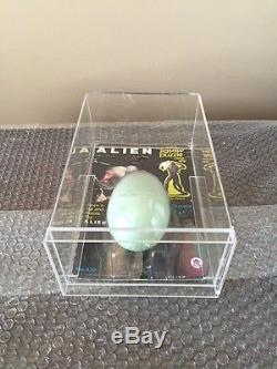 1979 Alien HG Toys Egg Puzzle With Custom Acrylic Case Rare Moc-Kenner