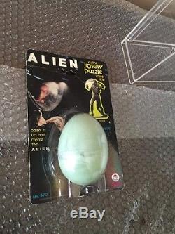 1979 Alien HG Toys Egg Puzzle With Custom Acrylic Case Rare Moc-Kenner