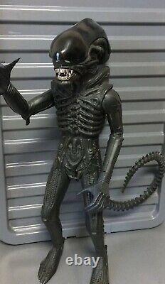 1979- Alien Xenomorph Kenner Toys 18 Inch Tall And With Shooting Out Jaw