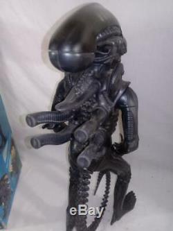 1979 Kenner ALIEN 18 inch poseable action figure with original box-INSERT-NICE