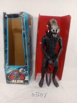 1979 Kenner ALIEN 18 inch poseable action figure with original box-INSERT-NICE