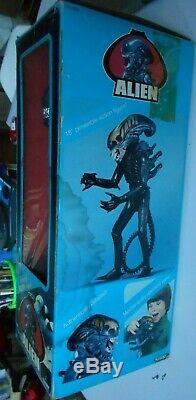 1979 Kenner ALIEN 18 inch sci-fi action figure with original box monsters