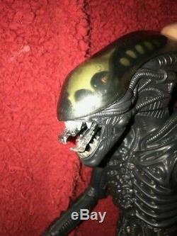 1979 Vintage Kenner ALIEN 18 Action FIgure 100% Complete withDome Poster & Box