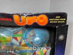 1996 Uniking UFO Mysteries of The Universe Polly Pocket Style Alien Box Set New