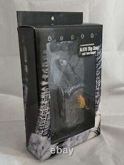 2002 ALIEN 1/12 Scale Model Figure ALIEN BIG CHAP AND FACE HUGGER NEW Sealed