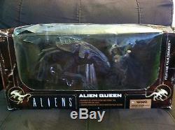 2003 McFarlane Toys Movie Maniacs 6 Aliens Alien Queen deluxe figure