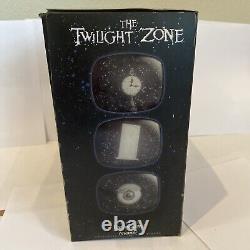 2003 Sideshow Twilight Zone The Invaders Invader 11 Scale Action Figure! NIB