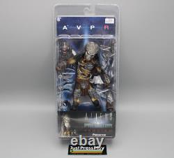 2007 Neca Aliens vs Predator Requiem AVP Masked Wolf Predator Action Figure