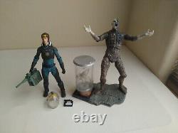 2012 NECA Prometheus Engineer Battle Damaged TRU Exclusive David8 lot U. S. SELLER