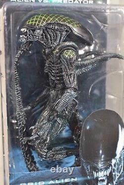 2016 NECA AVP Alien vs. Predator Grid Alien AUTHENTIC Sealed Complete