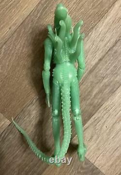 2020 Neca SDCC ultimate Alien Big Chap Warrior GITD painted prototype test shot