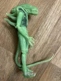 2020 Neca SDCC ultimate Alien Big Chap Warrior GITD painted prototype test shot