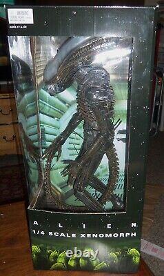 22 ALIEN FIGURE 1/4 SCALE XENOMORPH BIG CHAP ALIENS NECA in BOX