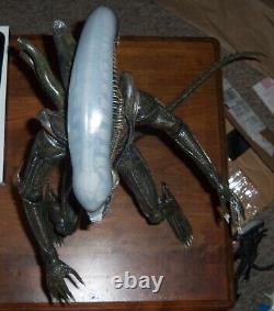 22 ALIEN FIGURE 1/4 SCALE XENOMORPH BIG CHAP ALIENS NECA in BOX