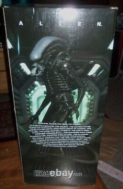 22 ALIEN FIGURE 1/4 SCALE XENOMORPH BIG CHAP ALIENS NECA in BOX