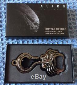 A-box Alien Covenant Facehugger / Hat / Pins / Bottle Opener Bundle Ltd Edition