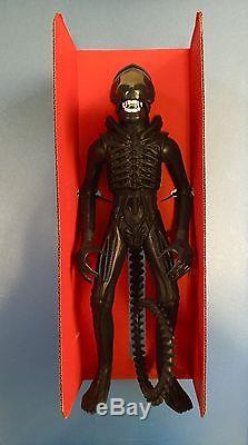 ALIEN Kenner 1979 Mint W Box Complete With Poster AVP Giger