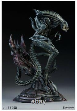 ALIENS Alien Warrior Polystone Statue Sideshow