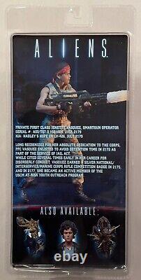 ALIENS PRIVATE JENETTE VASQUEZ (BDUs) Deluxe Action Figure (NECA)