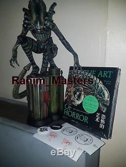 AVP Alien Vs Predator Xenomorph Alien Warrior GK Resin Statue Figure + Artbook