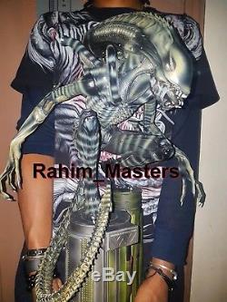 AVP Alien Vs Predator Xenomorph Alien Warrior GK Resin Statue Figure + Artbook