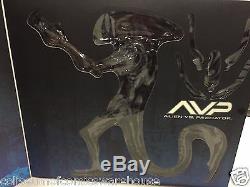 AVP Alien Warrior Hot Toys 1/6 Scale Model Kit
