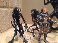 AVP Alien vs Predator Hot Toys Snap Kits Lot (7) + McFarlane Alien Queen Figure