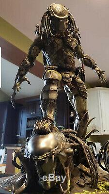 AVP Alien vs Predators Wolf Predator Legendary Scale statue 31 NIB Nt Sideshow