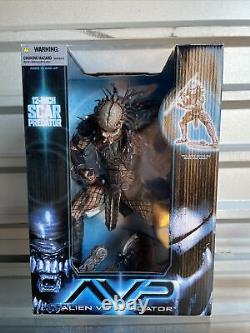 AVP McFARLANE 2006 SCAR PREDATOR WITH MASK