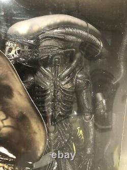 Alien 18 1/4 Scale 2008 NECA Reel Toys Xenomorph Alien not Predator Rare