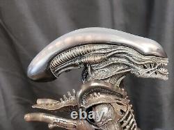 Alien Big Chap Sixth Scale Figure 2009 Hot Toys