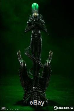 Alien Internecivus Raptus Statue Sideshow Collectibles