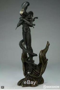 Alien Internecivus Raptus Statue Sideshow Collectibles