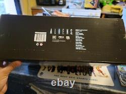 Alien Queen Deluxe Action Figure NECA Reel Toys 2014