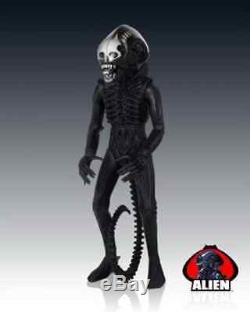 Alien Vintage Jumbo Xenomorph Action Figure