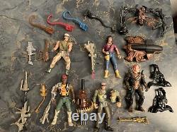 Alien Vs Predator Kenner Toy Lot 21 Figures 1993