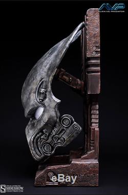 Alien Vs Predator Sideshow Collectibles Pyramid Guard Predator Mask Replica