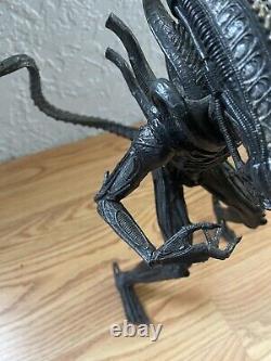 Alien Warrior Action Figure Model 13 To 14 Inches Tall Used With Pop Out Mouth