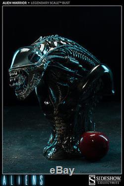 Alien Warrior Legendary Scale Bust by Sideshow Collectibles