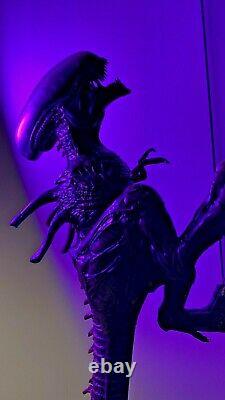 Alien Xenomorph 2-figure Bundle