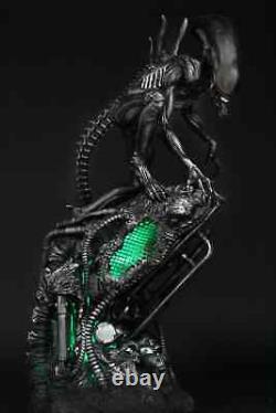 Alien Xenomorph Action Figure With Integrated LED, Realism 12k, Handmade IN Cmd