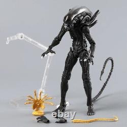 Alien Xenomorph With Facehugger FIGMA 6 Action Figure Halloween Toy NEW IN BOX